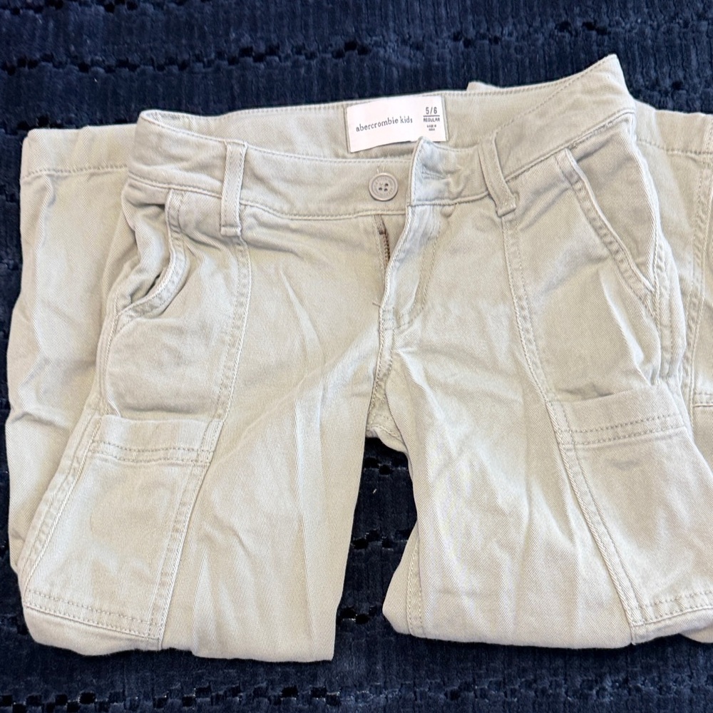 Abercrombie Kids Light Gray Cargo Pants